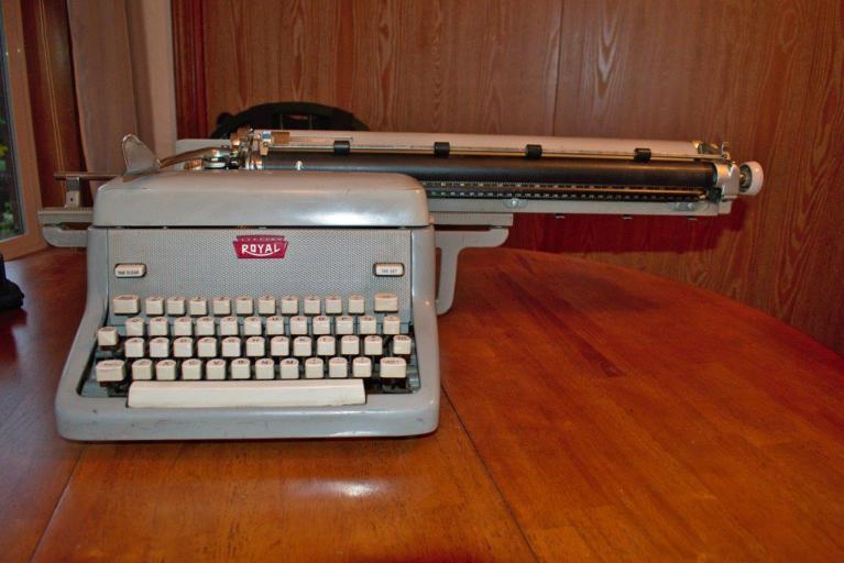 This Carriage does it Justice My New and Bizarre Typewriter JONATHAN